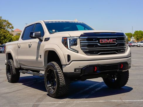 New 2026 GMC Sierra 1500 AT4 w/ AT4 Premium Package AWD/4WD image 5