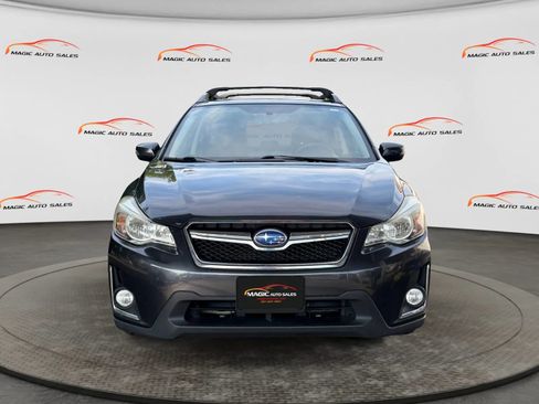 Used 2017 Subaru Crosstrek 2.0i Limited AWD/4WD image 3