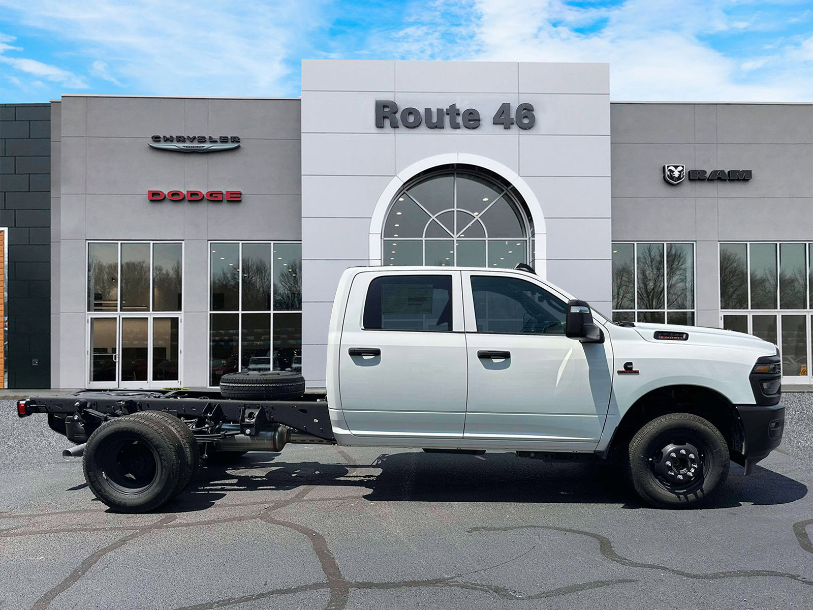 Used 2025 RAM 3500 Tradesman AWD/4WD image 6