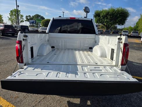 Used 2025 Ford F150 Lariat w/ Equipment Group 501A Mid AWD/4WD image 19