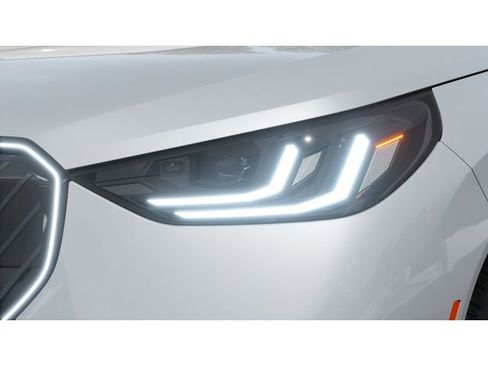 New 2026 BMW X3 xDrive30 image 6