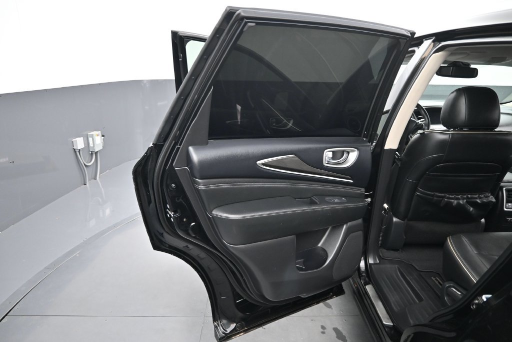 Used 2020 INFINITI QX60 Luxe w/ Essential Package FWD image 17