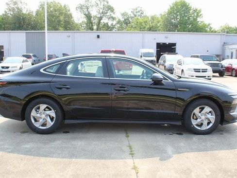 Used 2025 Hyundai Sonata SE image 5