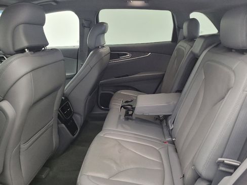 Used 2019 Lincoln Nautilus Reserve AWD/4WD image 18