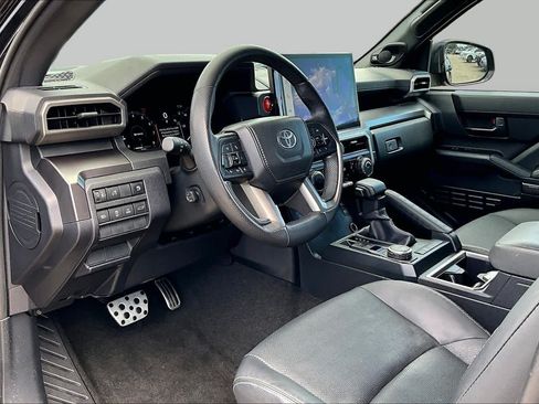 Used 2025 Toyota 4Runner TRD Sport Premium RWD image 18