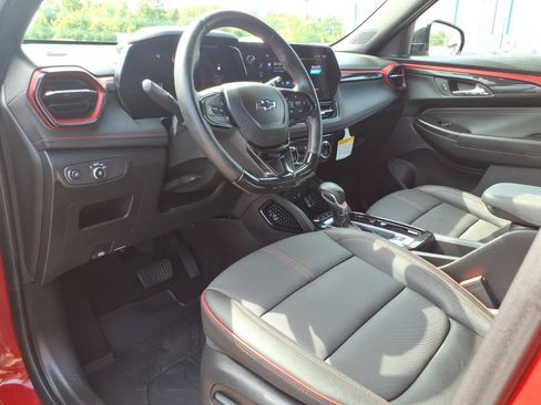 Used 2026 Chevrolet TrailBlazer RS w/ Convenience Package AWD/4WD image 12