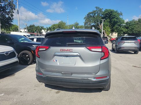 Used 2023 GMC Terrain SLT w/ LPO, Floor Liner Package FWD image 13