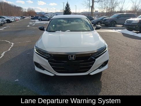 Used 2022 Honda Accord Sport image 8