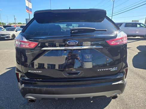 Used 2019 Ford Edge Titanium w/ Cold Weather Package AWD/4WD image 6