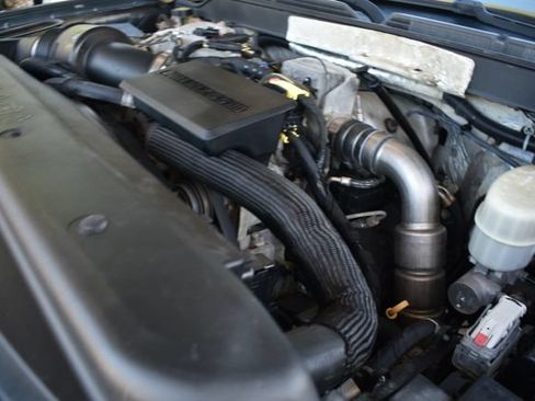 Used 2017 Chevrolet Silverado 2500 LT AWD/4WD image 21
