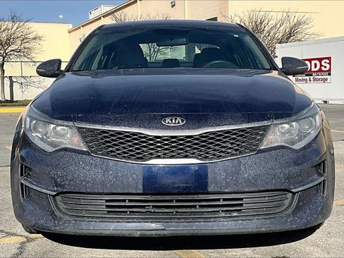 Used 2016 Kia Optima LX image 2
