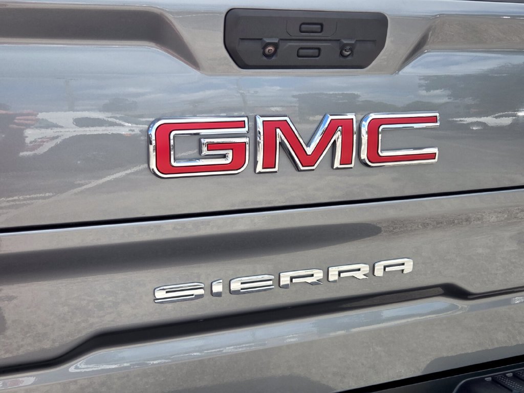 Used 2020 GMC Sierra 1500 AT4 w/ AT4 Premium Package AWD/4WD image 11