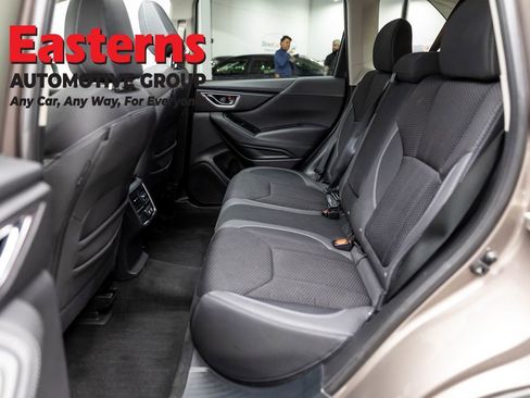 Used 2022 Subaru Forester Premium image 25