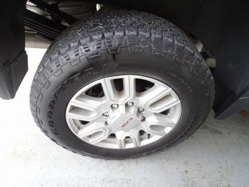 Certified 2024 GMC Sierra 3500 SLT w/ SLT Premium Package image 26