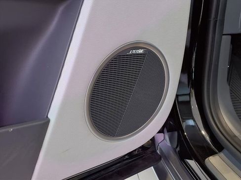 Used 2024 Hyundai Ioniq 5 Limited image 8