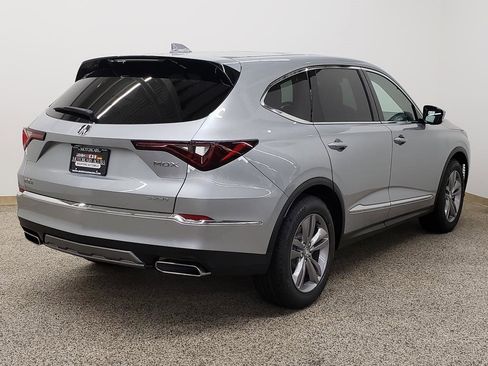 New 2026 Acura MDX SH-AWD image 3