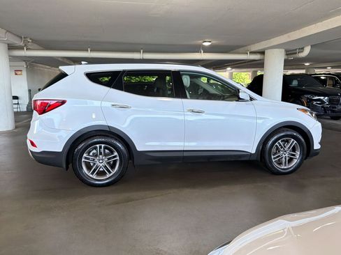 Used 2017 Hyundai Santa Fe Sport FWD image 6