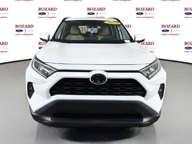 Used 2019 Toyota RAV4 XLE Premium w/ Cold Weather Package FWD image 2