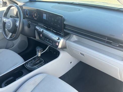 Used 2024 Hyundai Kona SEL AWD/4WD image 13