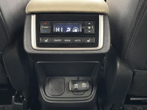 Used 2019 Subaru Ascent Limited w/ Popular Package #2A image 42