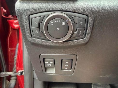 Used 2019 Ford F150 Lariat w/ Equipment Group 502A Luxury AWD/4WD image 20