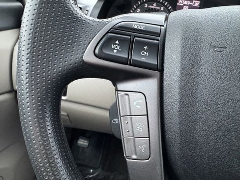 Used 2014 Honda Odyssey EX image 22