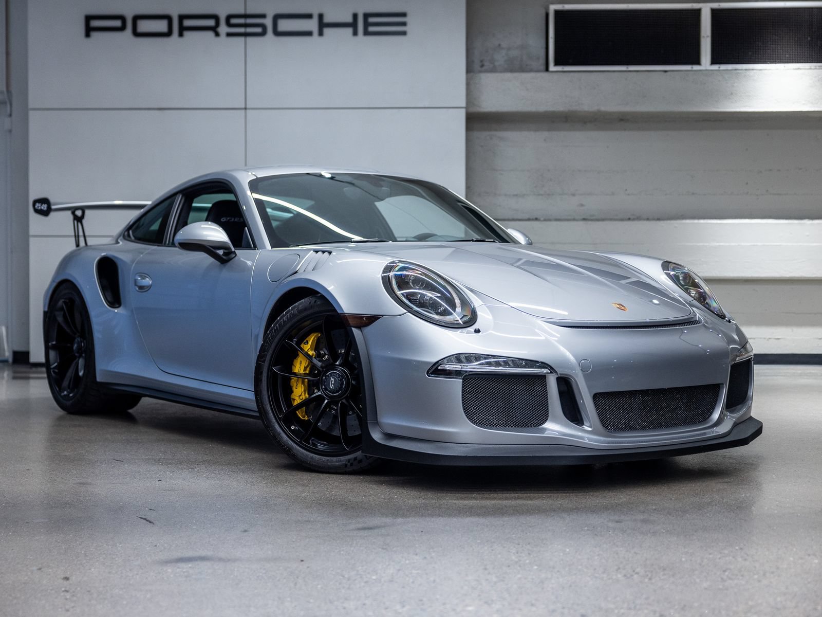 Certified 2016 Porsche 911 GT3 RS RWD image 10