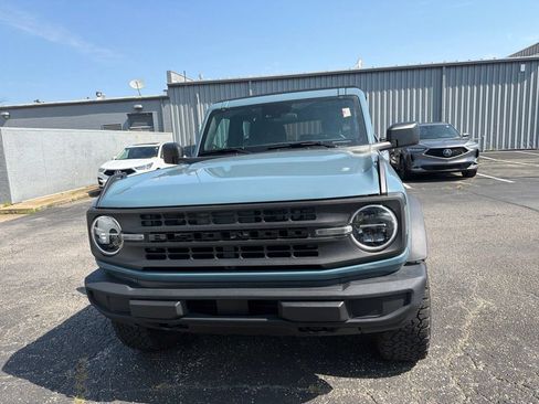 Used 2022 Ford Bronco 4-Door AWD/4WD image 2