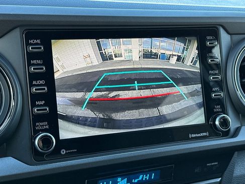 Certified 2022 Toyota Tacoma TRD Off-Road w/ Technology Package image 18