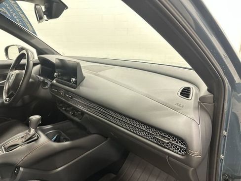 Used 2025 Honda HR-V Sport image 23