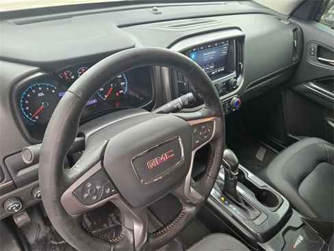 Used 2022 GMC Canyon AT4 image 11