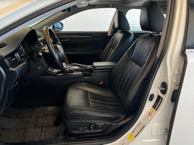 Used 2018 Lexus ES 350 w/ Luxury Package w/Wood Trim FWD image 27