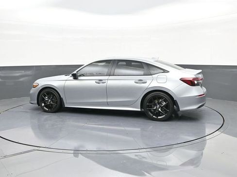 Certified 2025 Honda Civic Sport image 5