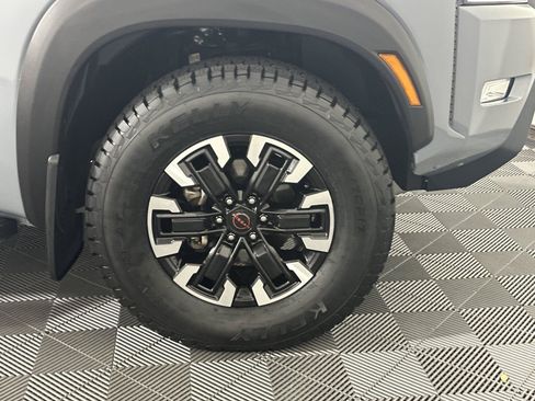 Used 2024 Nissan Frontier PRO-4X AWD/4WD image 14