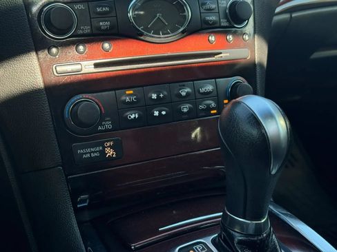 Used 2010 INFINITI G37 x Sedan w/ Premium Pkg AWD/4WD image 39