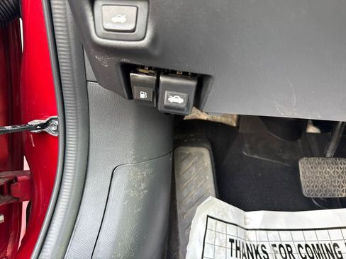 Used 2015 MAZDA MAZDA6 Touring w/ Touring Technology Package image 31