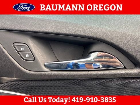 Used 2019 Chevrolet Cruze LT w/ Convenience Package FWD image 39
