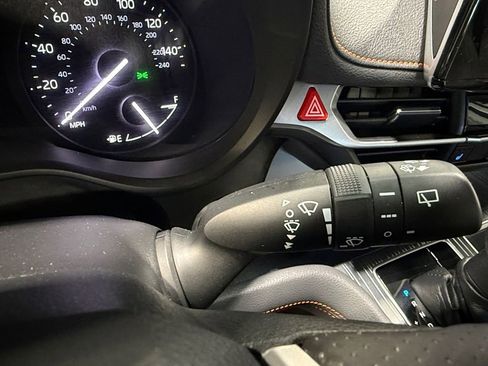 Used 2021 Toyota Sienna XLE image 39
