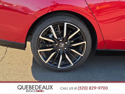Used 2023 Honda Accord Touring image 9