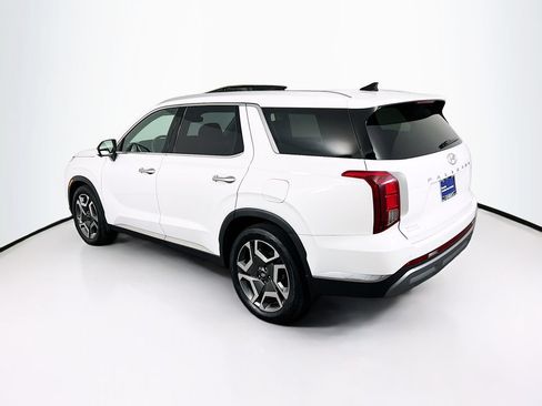 Certified 2023 Hyundai Palisade Limited w/ Winter Package AWD/4WD image 5