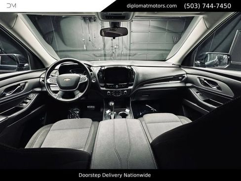 Used 2019 Chevrolet Traverse LT AWD/4WD image 42