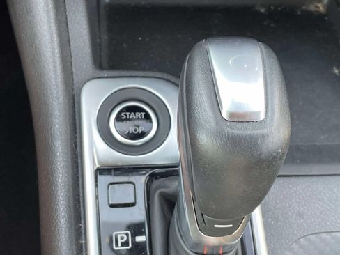 Used 2024 Nissan Sentra SR FWD image 28
