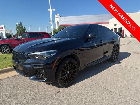 Used 2022 BMW X6 M50i w/ Premium Package AWD/4WD image 3