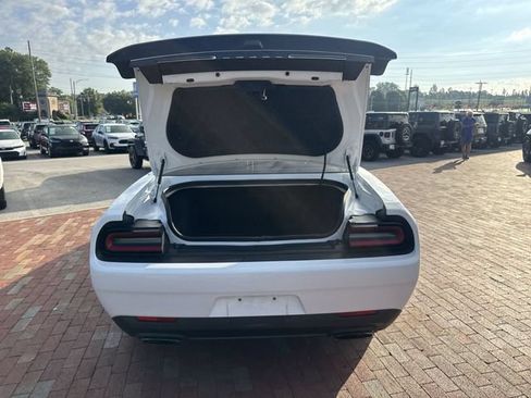 Used 2020 Dodge Challenger R/T Scat Pack RWD image 28