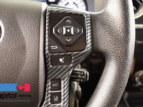 Used 2021 Toyota Tundra SR5 w/ SR5 Upgrade Package AWD/4WD image 18