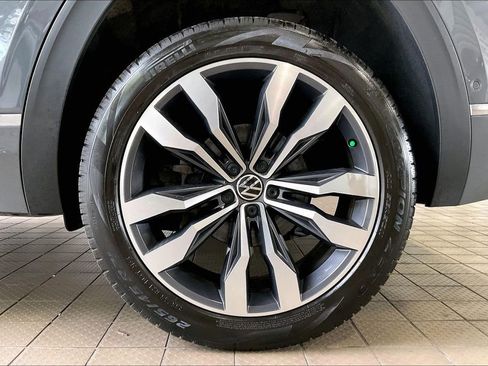 Used 2021 Volkswagen Atlas Cross Sport SEL Premium R-Line AWD/4WD image 32