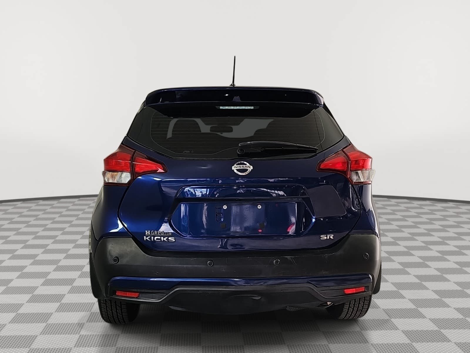 Used 2020 Nissan Kicks SR w/ SR Premium Package FWD image 7