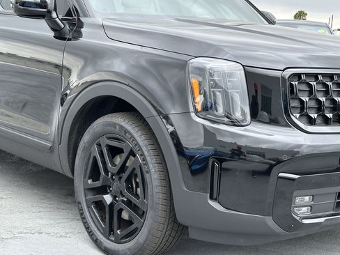 Used 2025 Kia Telluride SX Prestige X-Line AWD/4WD image 11