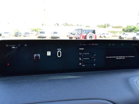Certified 2025 Ford Expedition Active AWD/4WD image 16