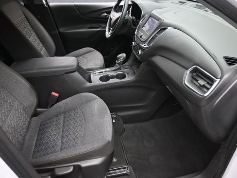 Used 2023 Chevrolet Equinox LT FWD image 7